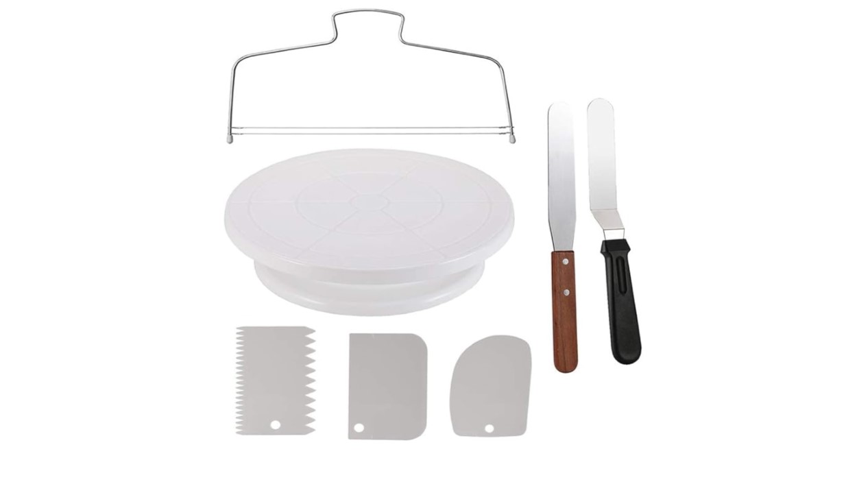 Cake Turntable and Decorating Supplies